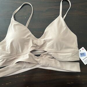 Lululemon still now bra